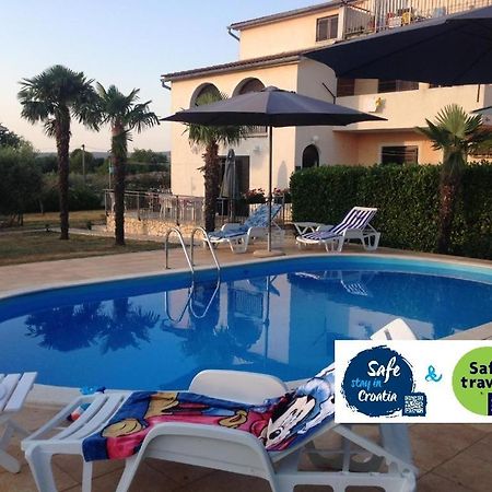 Apartments Marica Porec Exterior photo