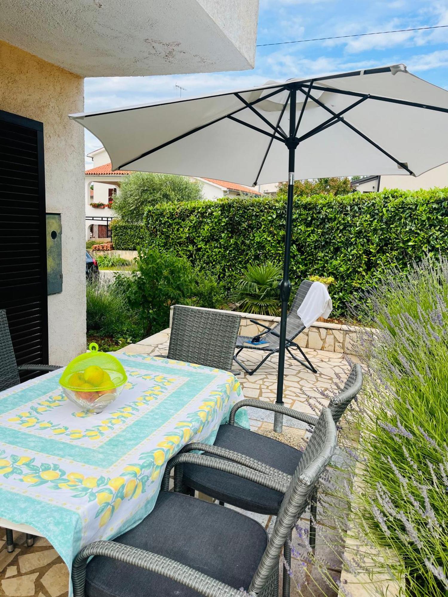 Apartments Marica Porec Exterior photo